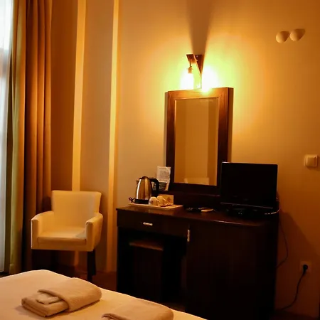 Szálloda Cunda Selene Otel 2*