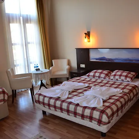 Eden Selene Hotel 2*