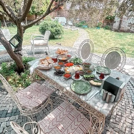 Szálloda Cunda Selene Otel 2*